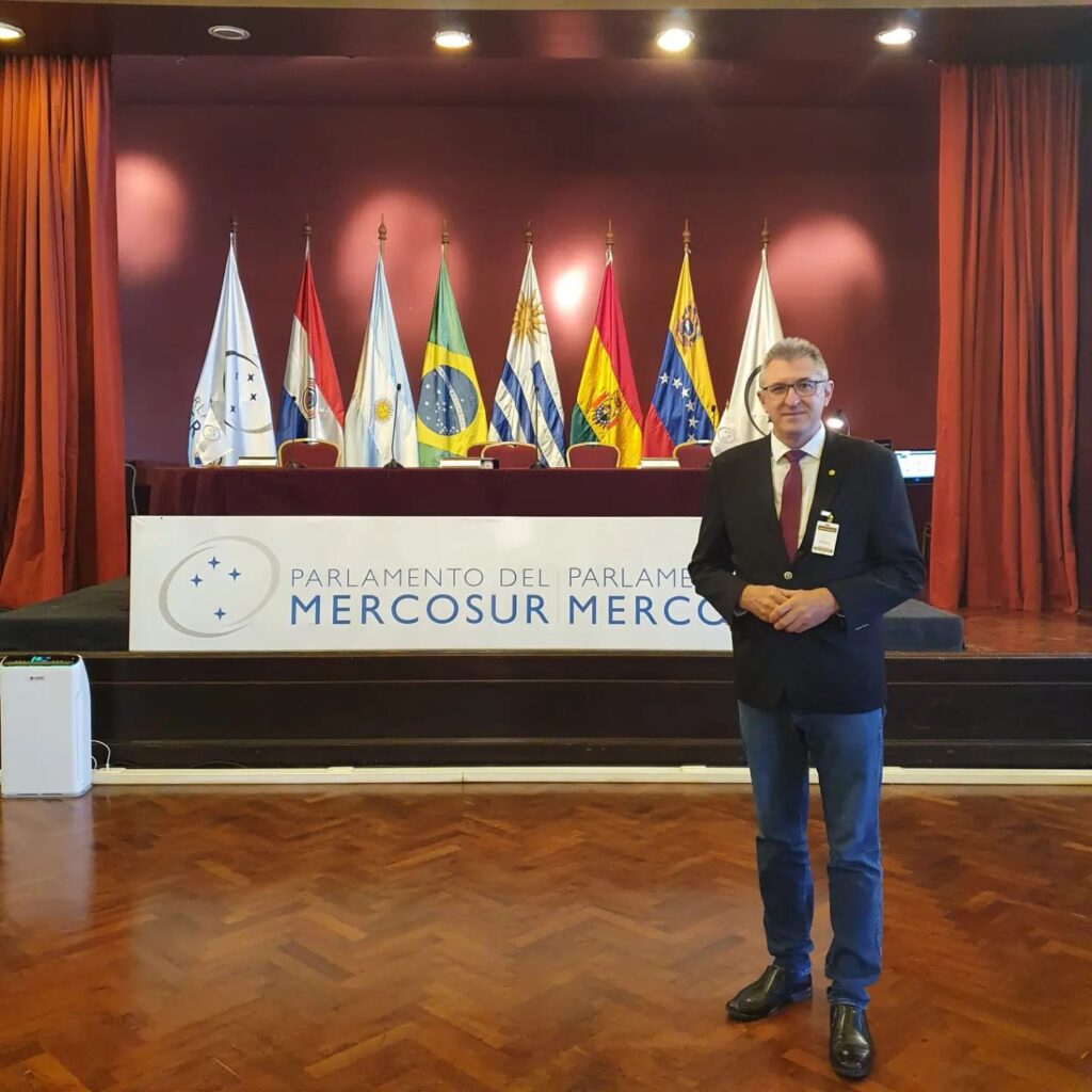 Deputado Heitor Schuch participa de atividades do Parlamento do Mercosul em Foz do Iguaçu